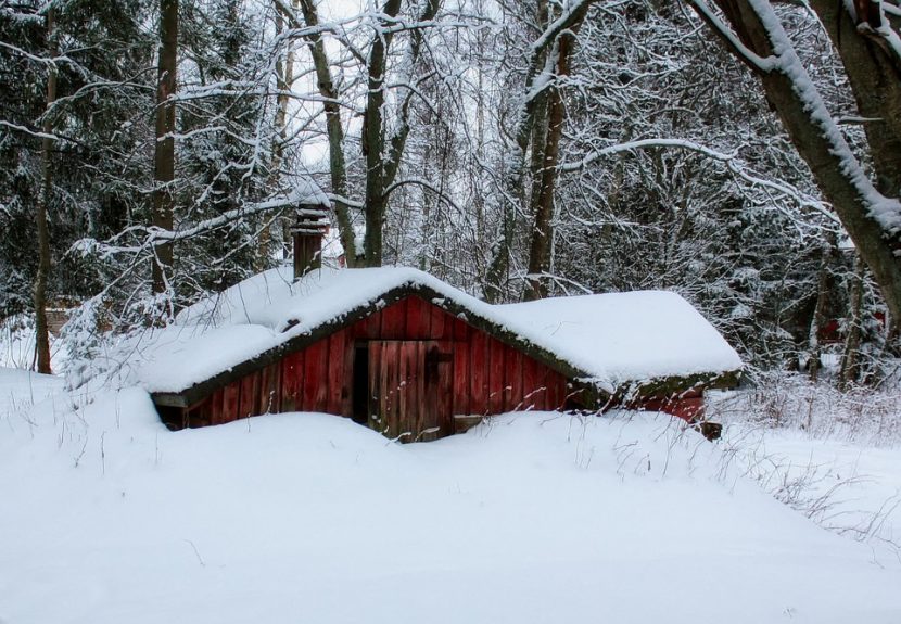 winter-cabin